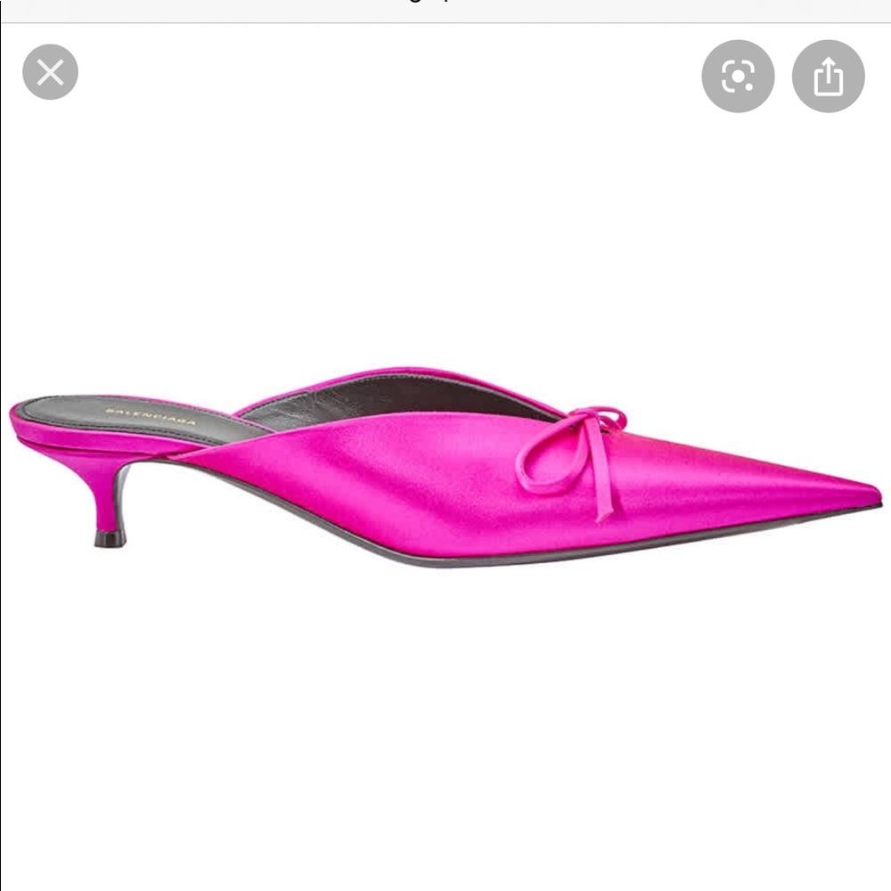 Balenciaga pointy miles